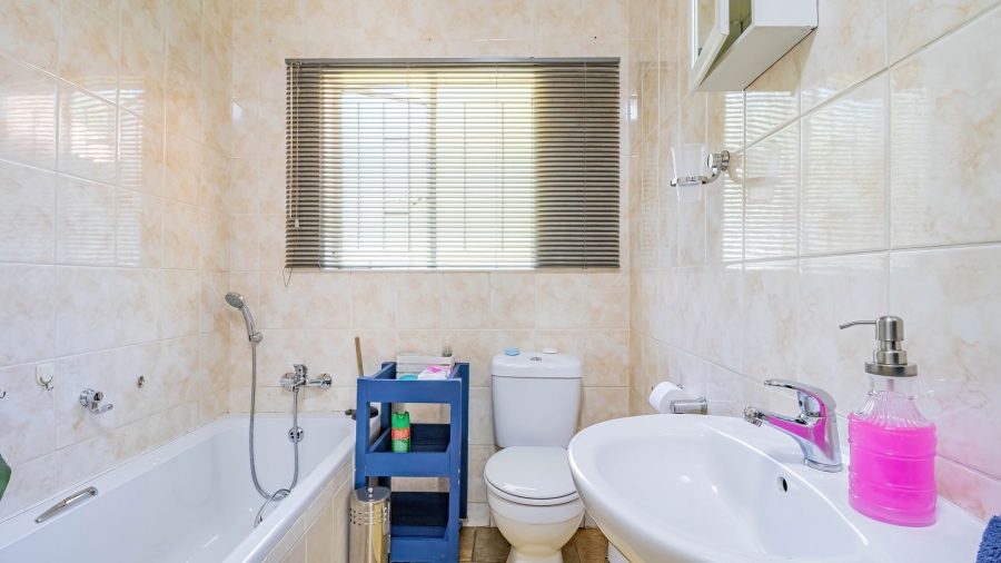 3 Bedroom Property for Sale in Bodorp North West